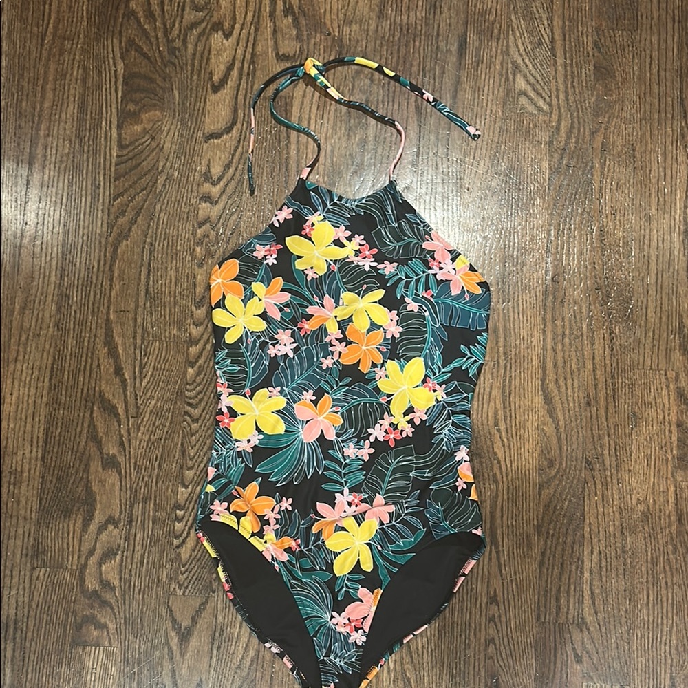 Old Navy Halter One Piece Swimsuit